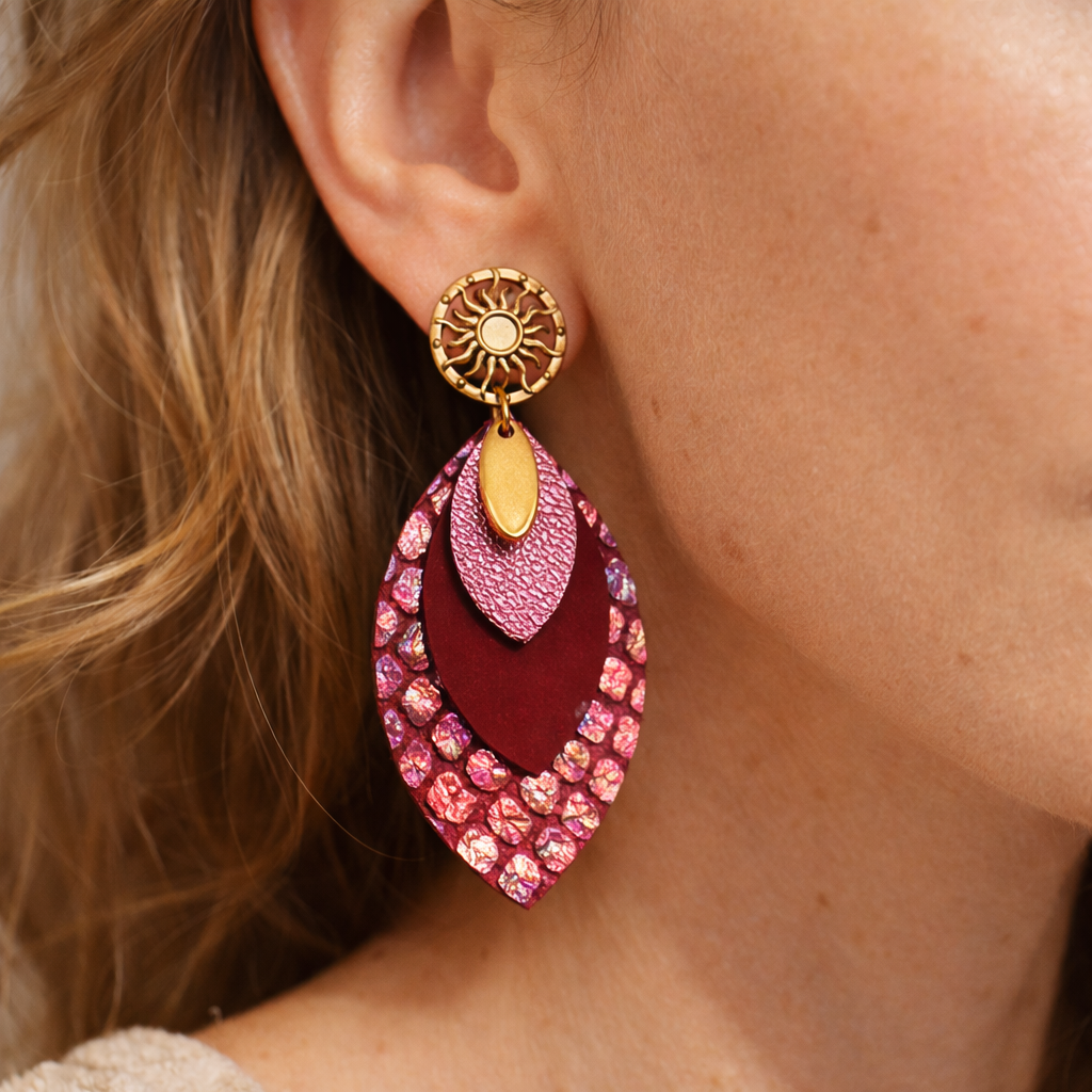Boucles d’oreilles feuilles cuirs rose/bordeau